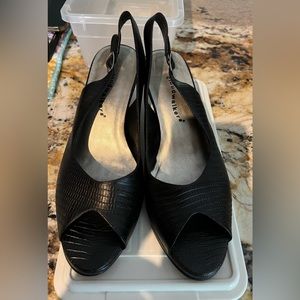 Black heels. Cloud walkers. Size 10. Formal wear.